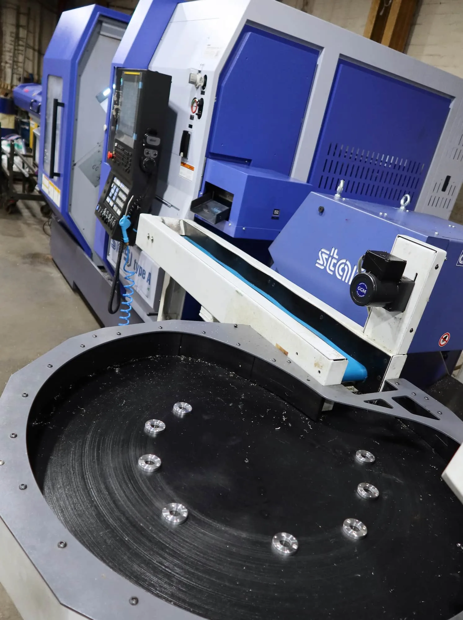 fixed head machining of turned part